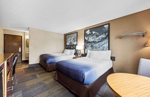 Cimarron Hills Hotel | Super 8 by Wyndham Colorado Springs Peterson Space Force