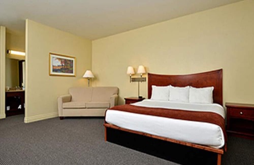 Meeker Hotel | Blue Spruce Inn