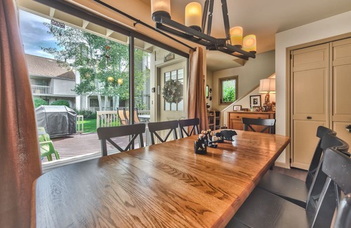Park Meadows Condo | Luxury Condo, Private Hot Tub & Year-Round Recreation at Park City Racquet Club