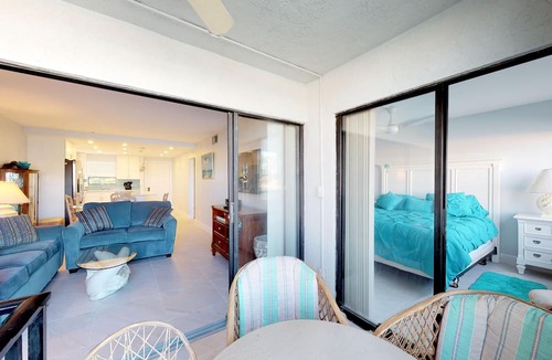 Marco Island Condo | Renovated 2 Story 2 bed 2 bath Cabana Unit w/On-Site Dolphin Tiki!
