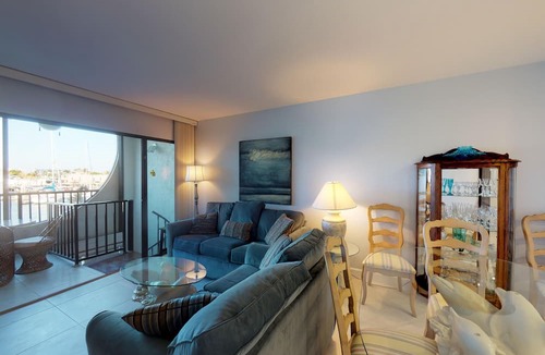 Marco Island Condo | Renovated 2 Story 2 bed 2 bath Cabana Unit w/On-Site Dolphin Tiki!