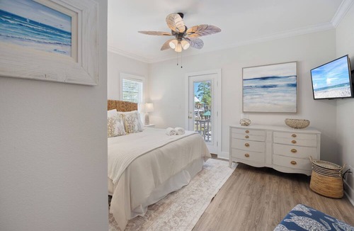 Ono Island Condo | New Owners of Dock Knocker! Brand New Look In Time For Spring Break 2025!