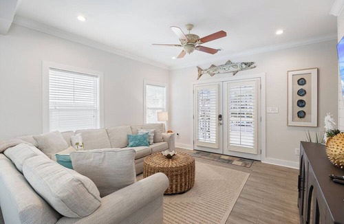 Ono Island Condo | New Owners of Dock Knocker! Brand New Look In Time For Spring Break 2025!