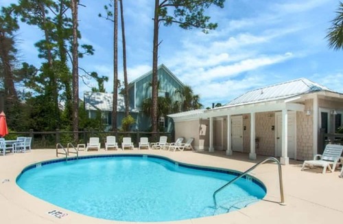 Port St. Joe Cottage | Barefoot Getaway is your perfect poolside paradise!