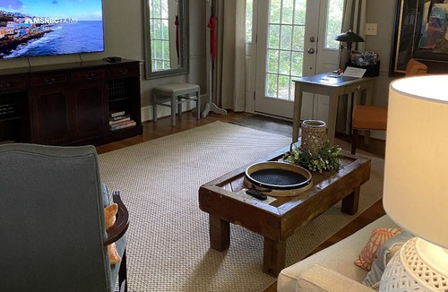 Thomasville House | Executive Suite On Park Ave. Point .75 of a mile to downtown.