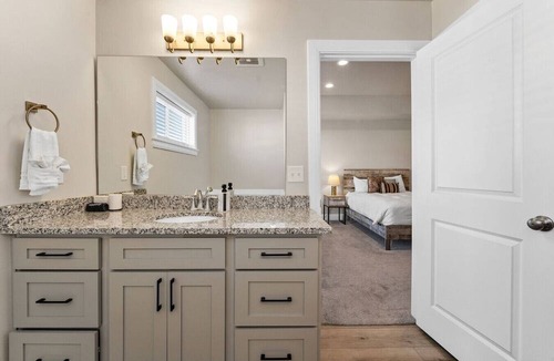Garden City House | Modern Lake Retreat | Steps to Marina & Adventure