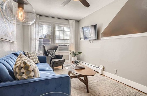City Park West Apartment | Gaylord by Modern Midstay/1Block to CityPark #G4