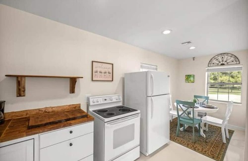 Morriston Apartment | Beautiful Sunrises 15 Minutes To World Equestrian Center & Rainbow Springs