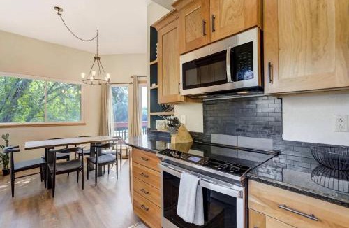 Skyway House | Broadmoor Retreat with Hot Tub and a Fire Pit