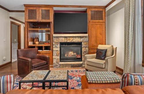 Aspen House | The Ritz-Carlton, Three-Bedroom Premier Residence 8201, Ski-in & Ski-out Resort in Aspen Highlands