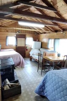 Bellvue House | Rustic Glamping Cabin near Poudre River, Perfect for a Weekend of Fishing and Watching Wildlife