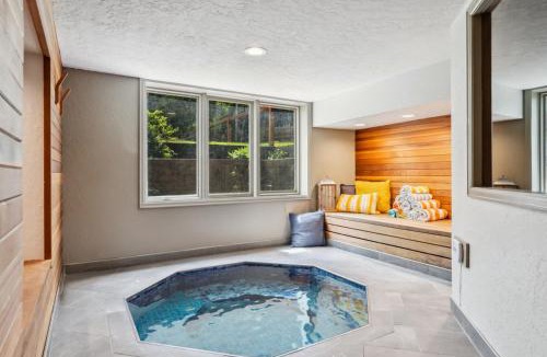 Eagle-Vail House | EagleVail Alpine Escape Riverside Luxe W Spa