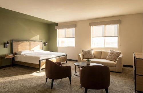 Manitou Springs Hotel | The Outrider Hotel