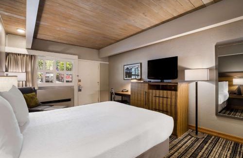 Glenwood Springs Hotel | Best Western Antlers at Glenwood Springs