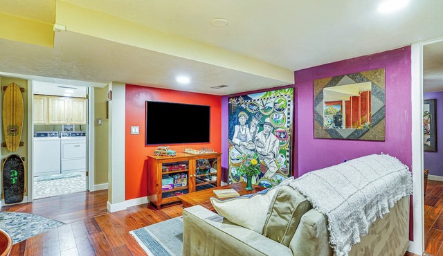 Near Hiking, Dining & Parks! Sunny SLC Retreat