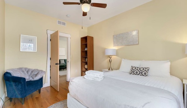 Spacious Old Town Home Walk to Dining & Culture!