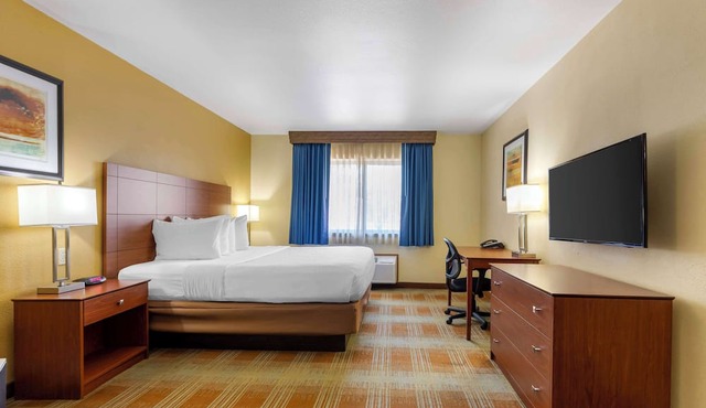 Best Western Kiva Inn
