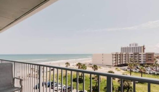 Oceanfront Getaway, Direct Beach Access, Pool, Sunrise Ocean Views
