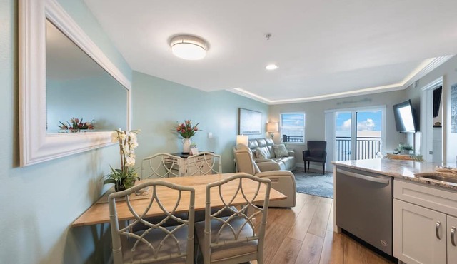 Luxury Gulf Front Condo on St. Pete Beach Spectacular Sunsets & Views