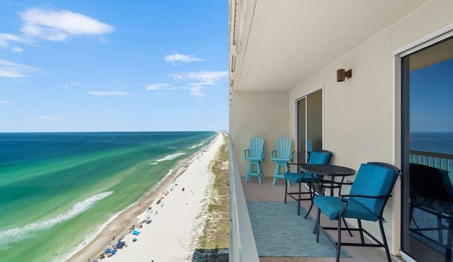 GULF FRONT *Renovated* 3 BR (2 King Suites) + Beach Chair Svc. Owner Managed!