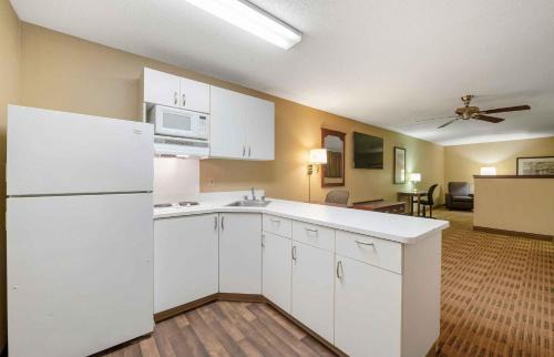 Extended Stay America Suites - Colorado Springs - West